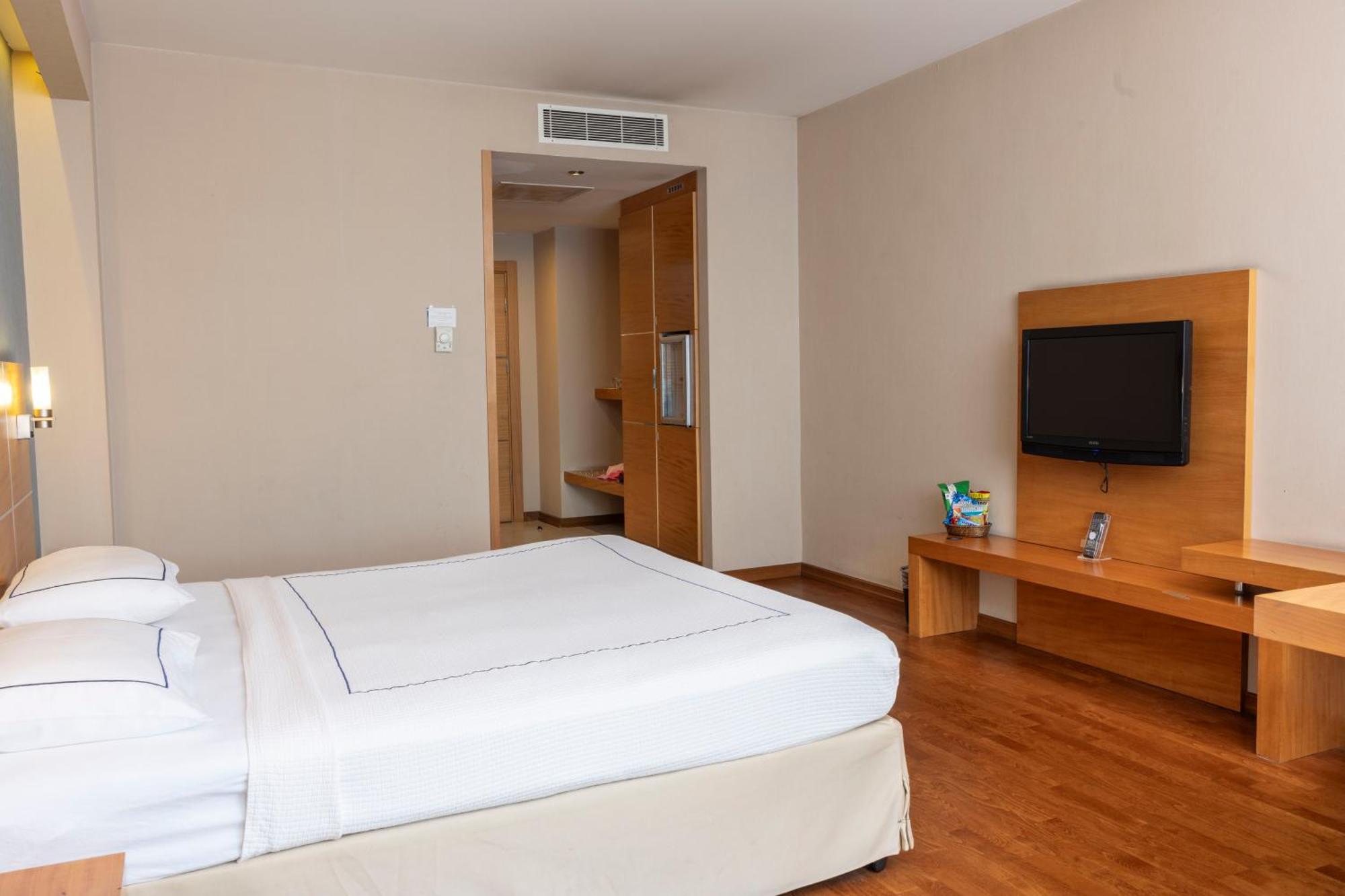 Anemon Kent Cigli Otel Измир Екстериор снимка